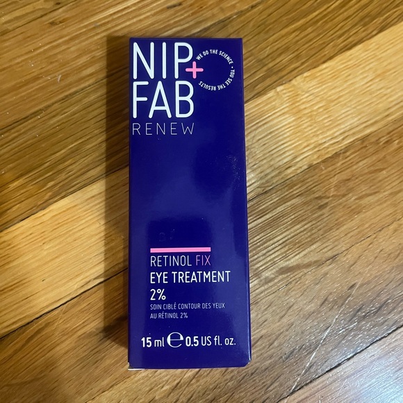 NIP + FAB Renew Retinol Fix Treatment 2% 15ml 05 FL Oz - Picture 1 of 1